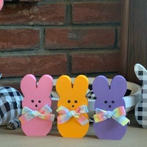 Hand painted bunny decor sets (set of 3)